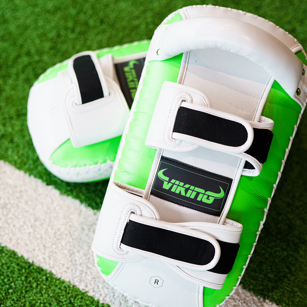 Viking Diablo Curved Pro Leather Thai Pads (Heavy Duty)