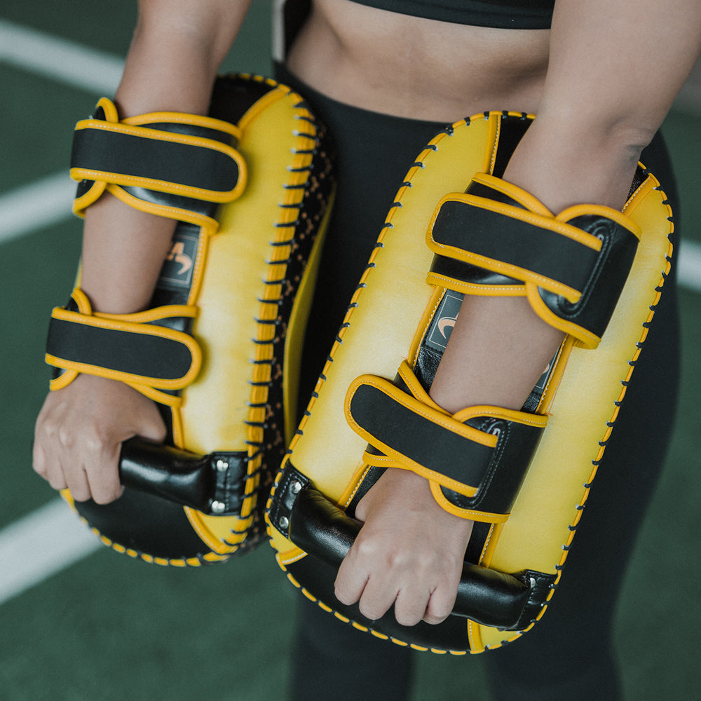Viking Diablo Curved Pro Leather Thai Pads (Heavy Duty)