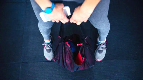 HOW TO PACK YOUR GYM BAG ESSENTIALS