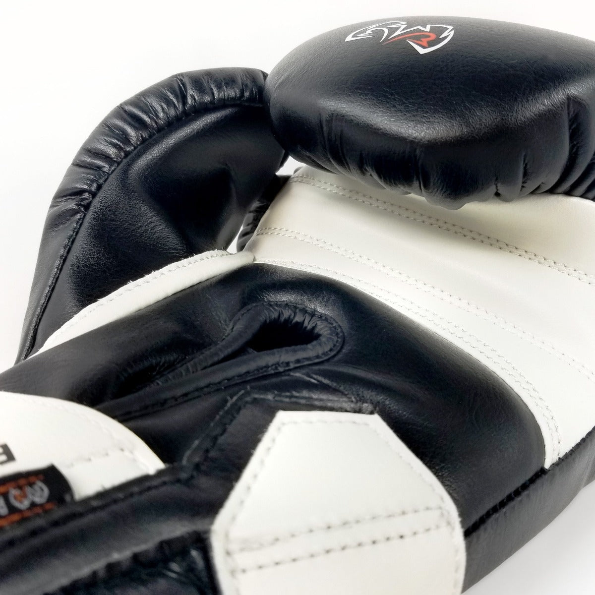 RIVAL RS2V SUPER SPARRING GLOVES 2.0