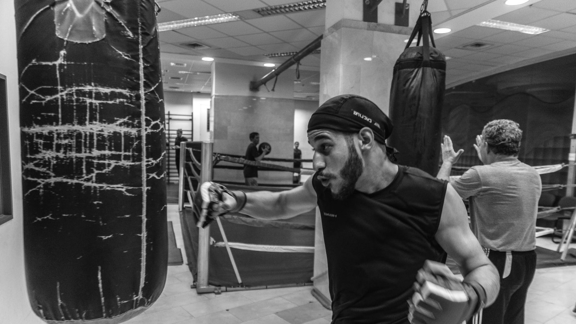 PUNCHING BAG WORKOUT BENEFITS 18 REASONS TO DO HEAVYBAG TRAINING