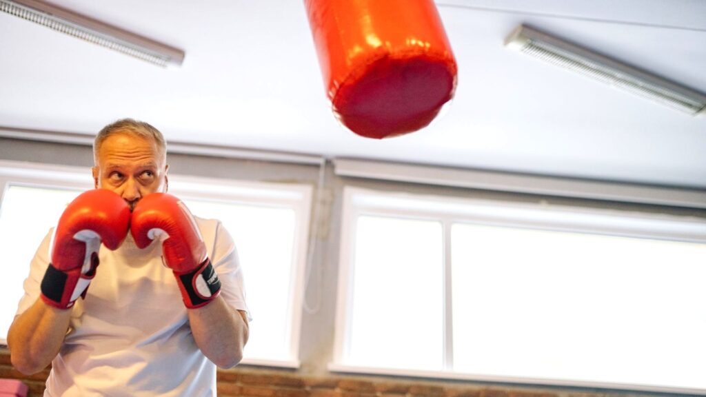PUNCHING BAG WORKOUT BENEFITS 18 REASONS TO DO HEAVYBAG TRAINING